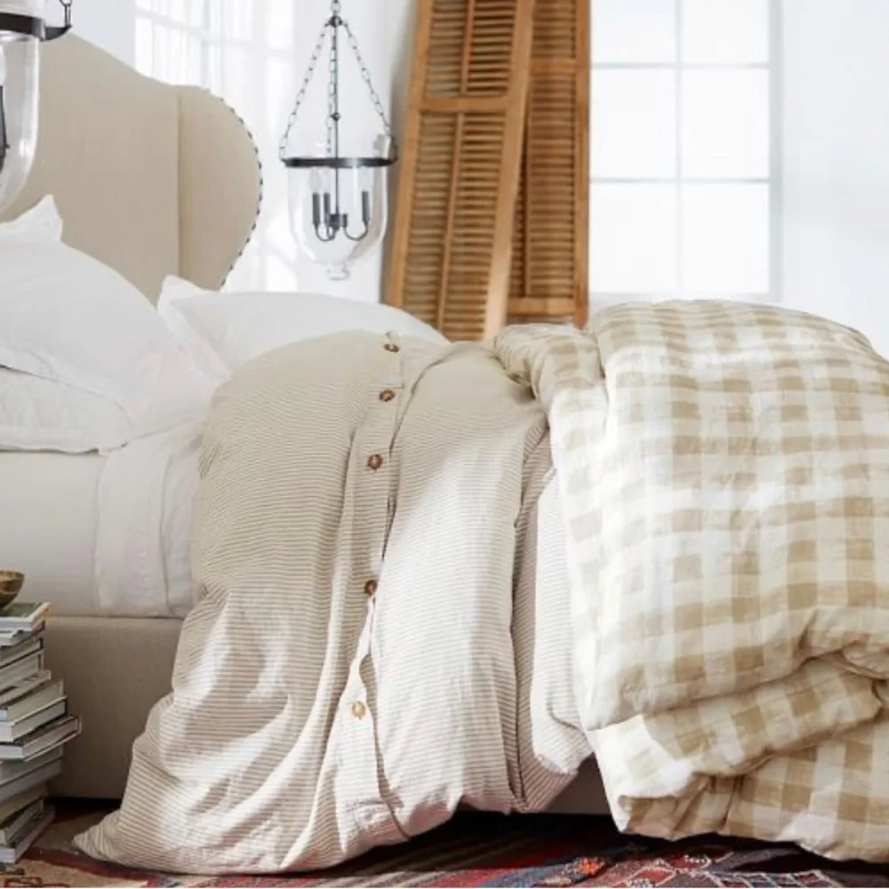 Pottery Barn Beige and White Gingham Duvet Cover